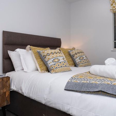 2 Putsborough - Luxury Apartment At Byron Woolacombe, Only 4 Minute Walk To Woolacombe Beach! Экстерьер фото