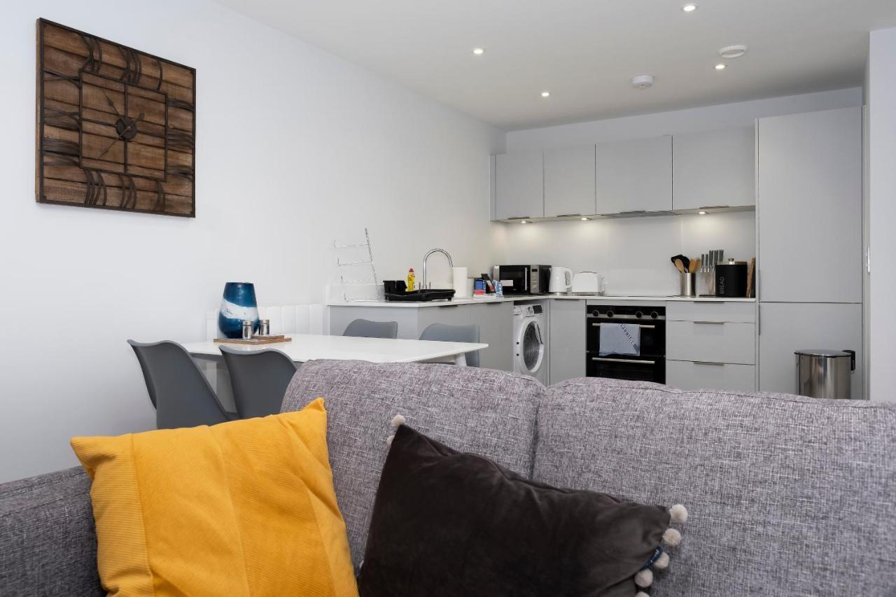 2 Putsborough - Luxury Apartment At Byron Woolacombe, Only 4 Minute Walk To Woolacombe Beach! Экстерьер фото